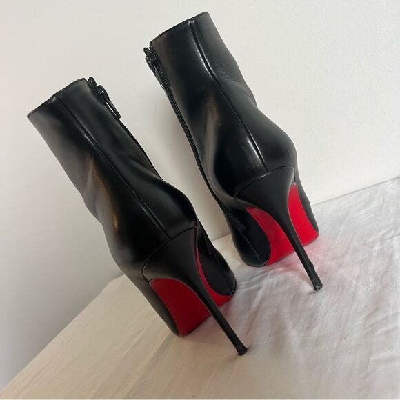 CHRISTIAN LOUBOUTIN Black Metal Toe Ankle Booties Calamijane 100mm Wingtip sz 37 - Picture 9 of 13